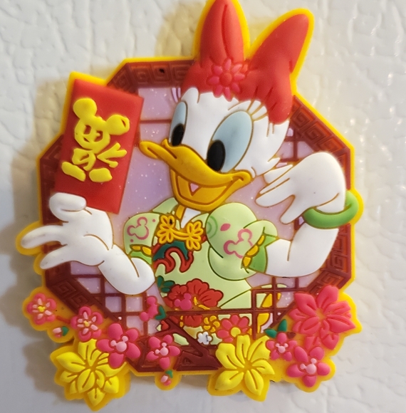 Daisy duck disney magnet - Picture 1 of 3
